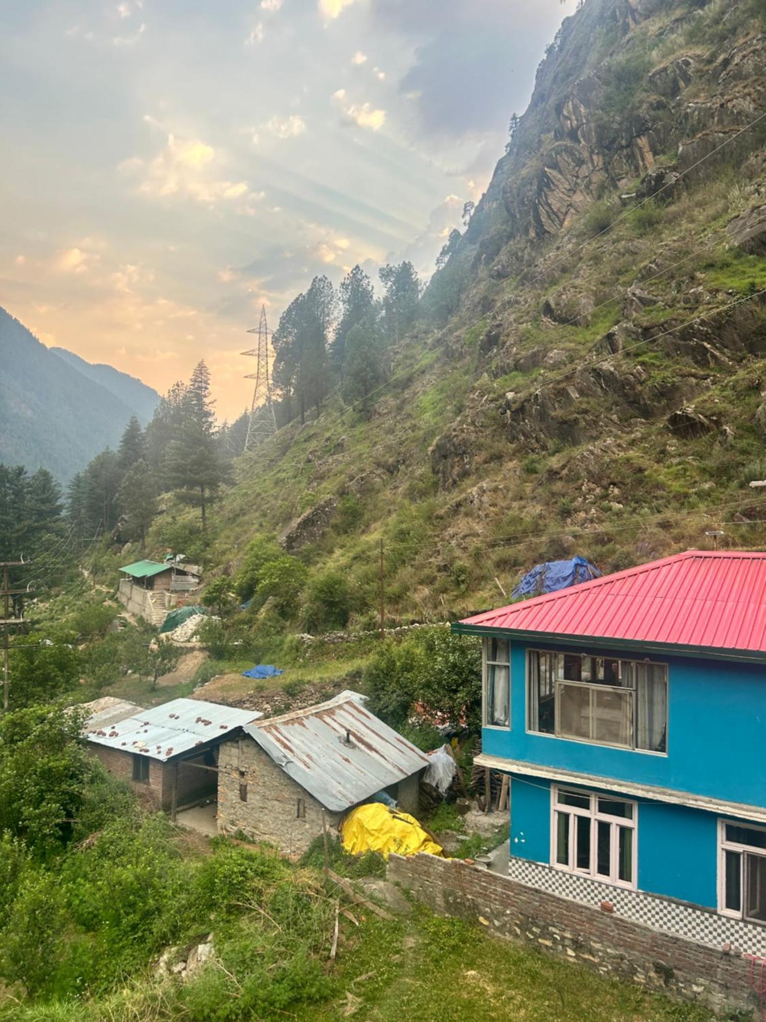 Formosa Hostel & Cafe Kasol Zewnętrze zdjęcie