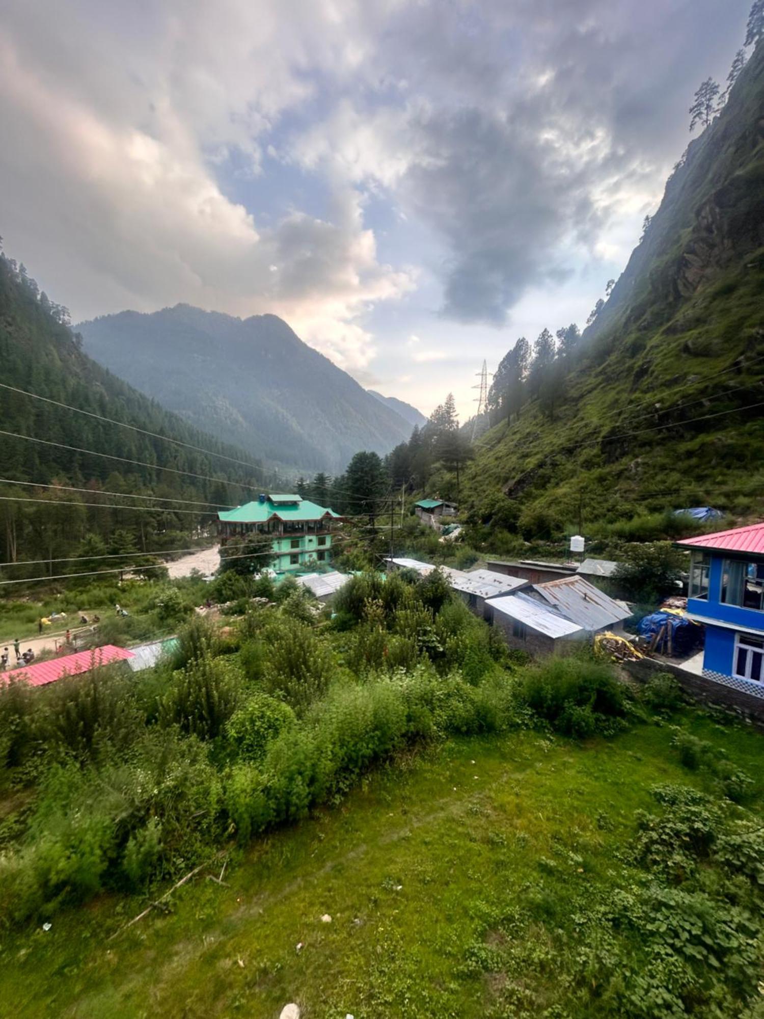 Formosa Hostel & Cafe Kasol Zewnętrze zdjęcie